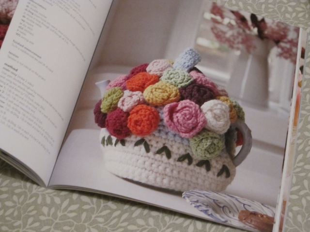 Roses and Posies Tea Cosy ©The House of Jones